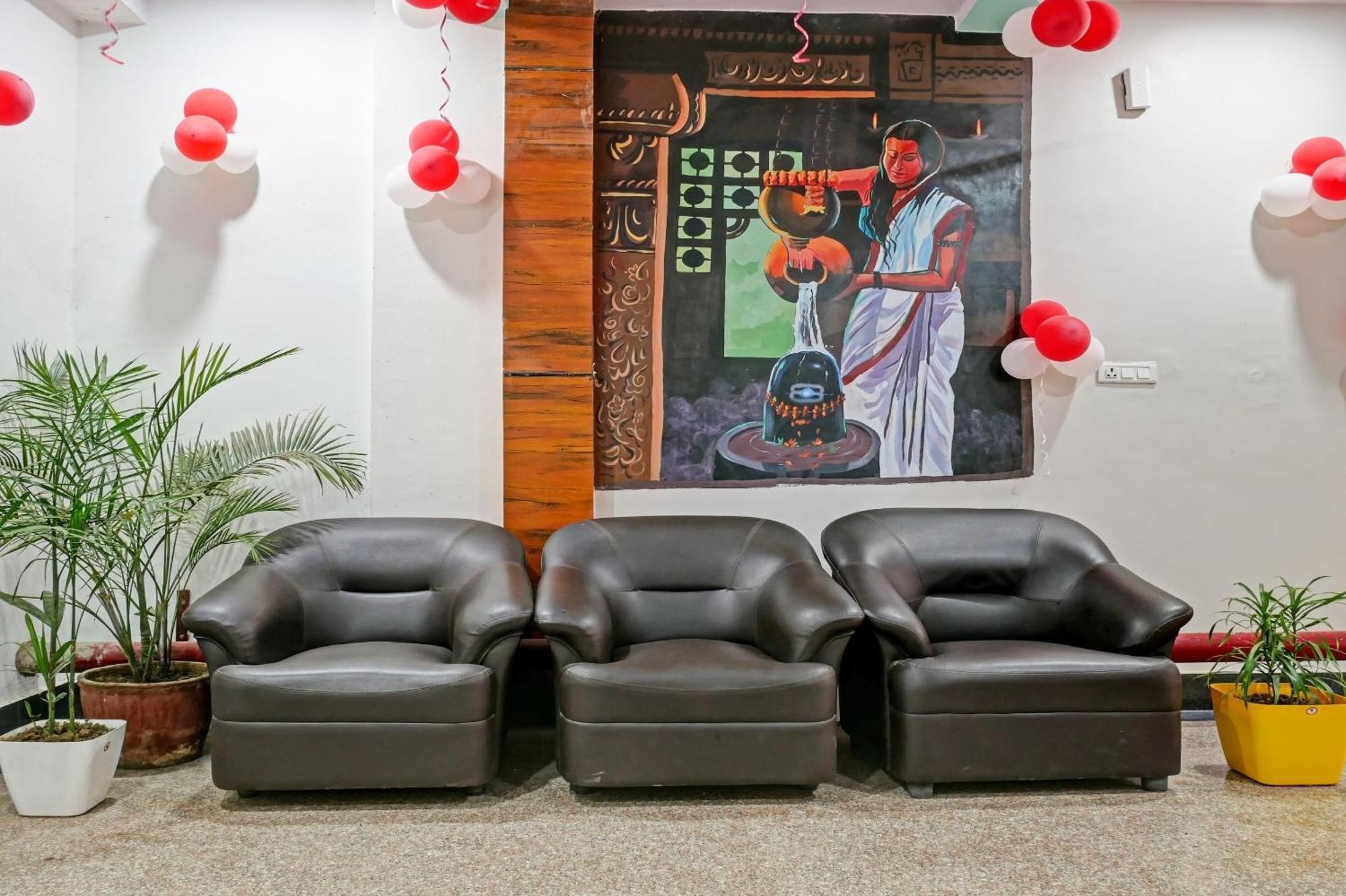 Hotel Townhouse Navneeta Grand Kakarmatha Zewnętrze zdjęcie
